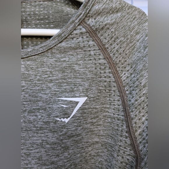 Gymshark Vital Seamless Olive Green Crop Top, Size M - Picture 3 of 4